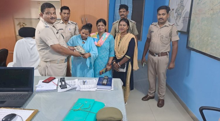 बिसरा पुलिस ने ढूँढ निकाला लूटे गए मोबाइल और रुपये 
