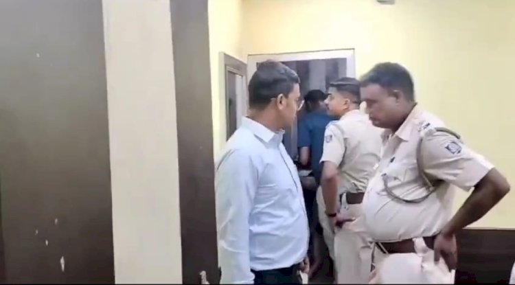 होटल के कमरें में जलकर मरी एक युवती