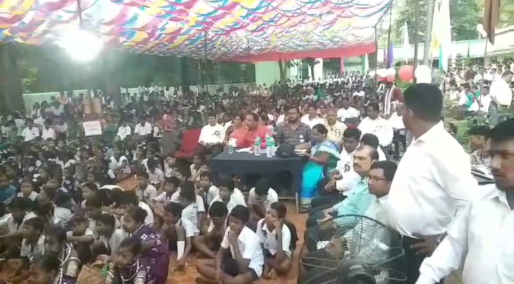सुरभि कार्यक्रम के जरिए विद्यार्थीयों की परख