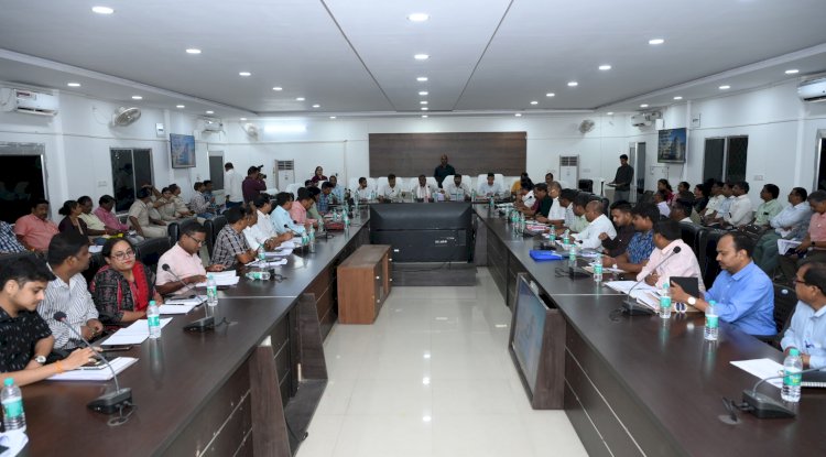 केंद्रीय मंत्री एवं सुंदरगढ़ सांसद द्वारा समीक्षा बैठक आयोजित 