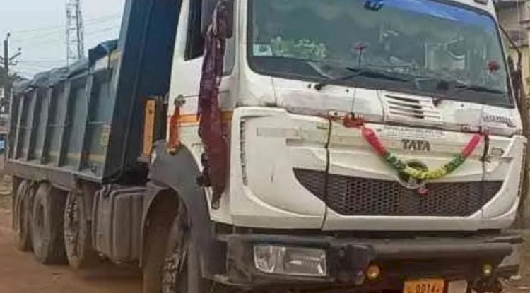 अवैध बालू से लदा वाहन जब्त दहशत में अवैध बालू कारोबारी 