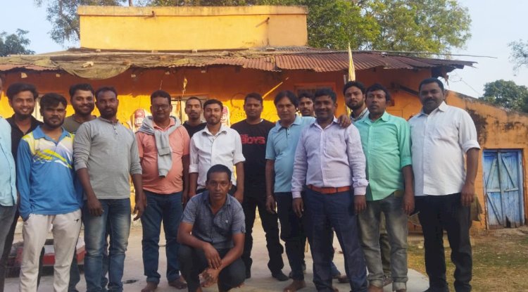 नाई समाज के अध्यक्ष चुने गए राजकिशोर ठाकुर 