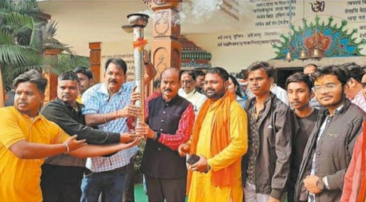 मशाल शोभायात्रा से राजगांगपुर महोत्सव झरझरा का हुआ आगाज