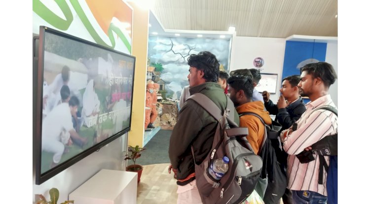महाकुंभ में सूचना एवं प्रसारण मंत्रालय की प्रदर्शनी बना आकर्षण का केंद्र