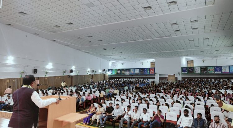 बीपीयूटी में ऐतिहासिक युवा सम्मेलन 