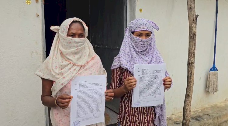 कालेज प्रबंधन के द्वारा छात्रा को जबरन धर्मांतरण करने को लेकर बवाल