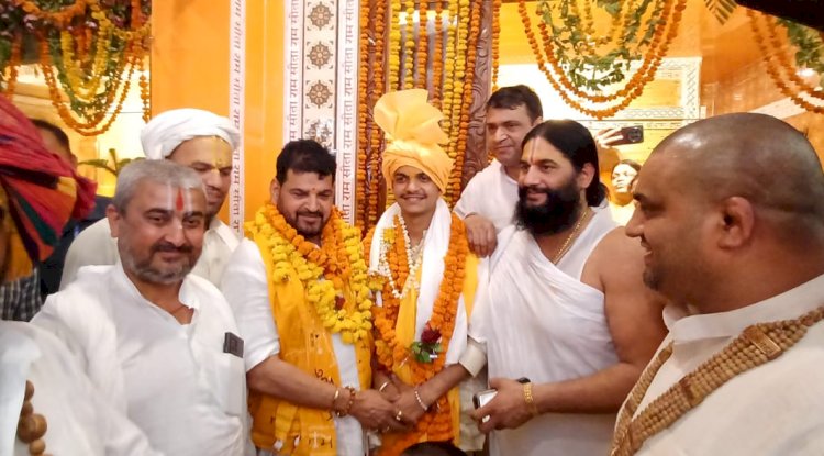 महंत रामदासजी को सौपीं गई बाल्मीकी आश्रम का दायित्व 
