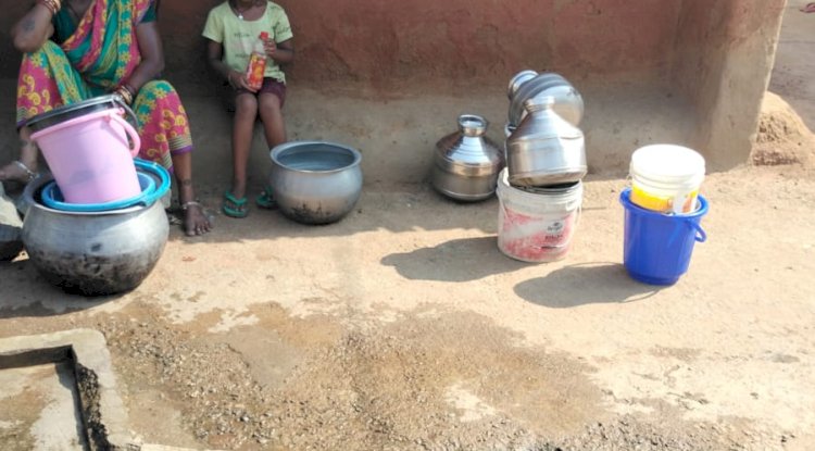 पेयजल के अभाव से जूझ रहे है तकरीबन 300 परिवार 