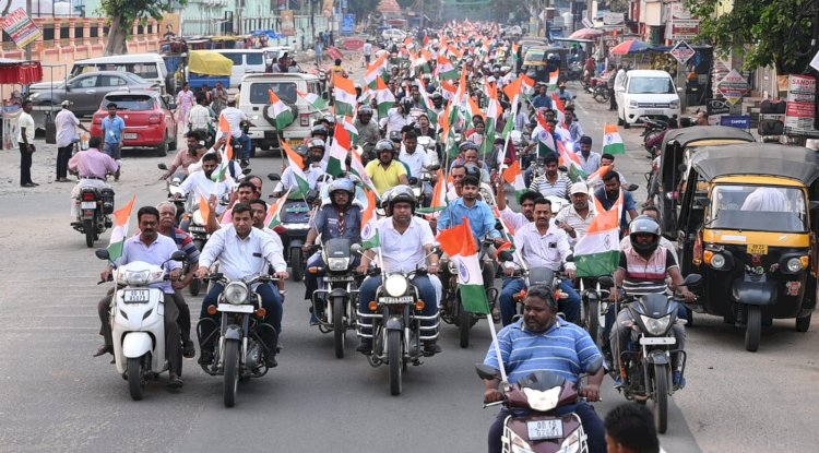 जिले में दिखी पराक्रम शोभायात्रा का भव्य रूप 