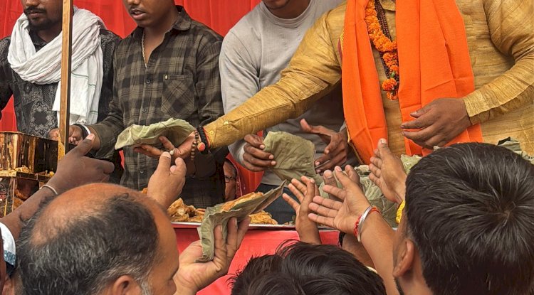 तीर्थ पुरोहित समाज ने किया विशाल भंडारे का आयोजन 