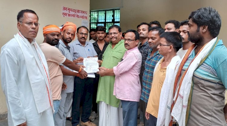 बिना अनुमति दूसरे के घर में ताज़िया बैठाने का बजरंगदल ने किया विरोध 