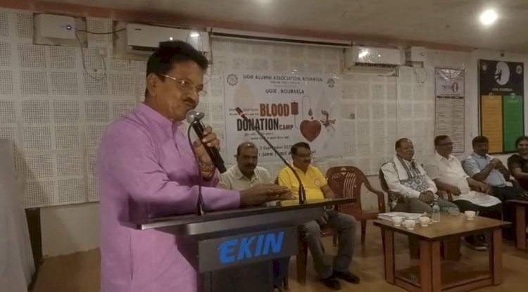 यूजीआई में रक्तदान शिविर का आयोजन