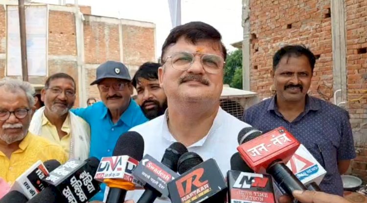 वॉलीबॉल प्रतियोगिता का भव्य शुभारम्भ