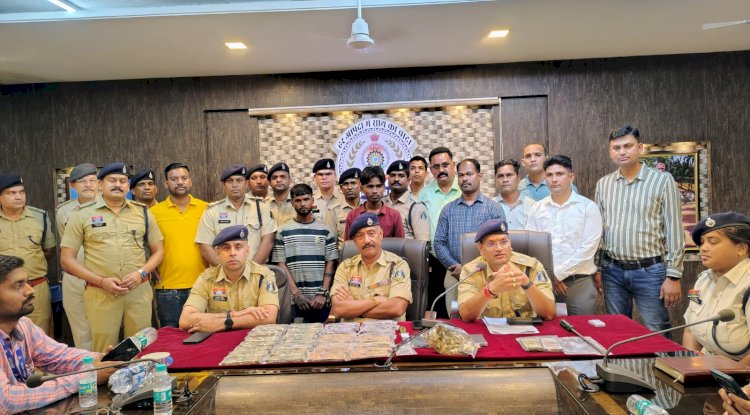 सात दिनों  के भीतर  धरा गया 10लाख का लुटेरा 