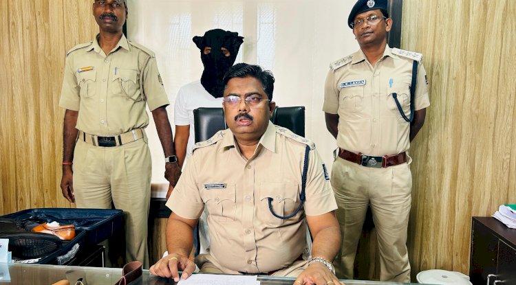 खुद को एनएसजी कमांडो बताकर महँगे शौक पूरा करने वाला गिरफ्तार 