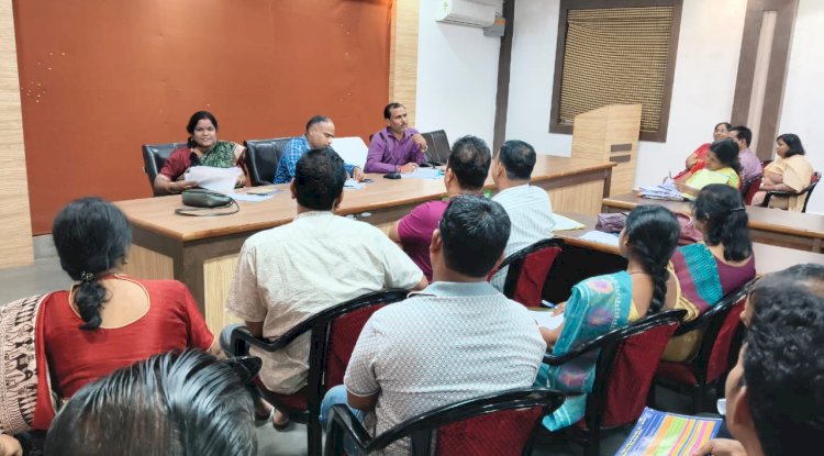 कॉलेज अध्यक्षों की बैठक आयोजित