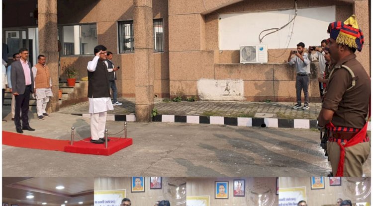 प्रभारी मंत्री की अध्यक्षता में सीएम डैशबोर्ड पर विकास कार्यों की समीक्षा बैठक सम्पन्न