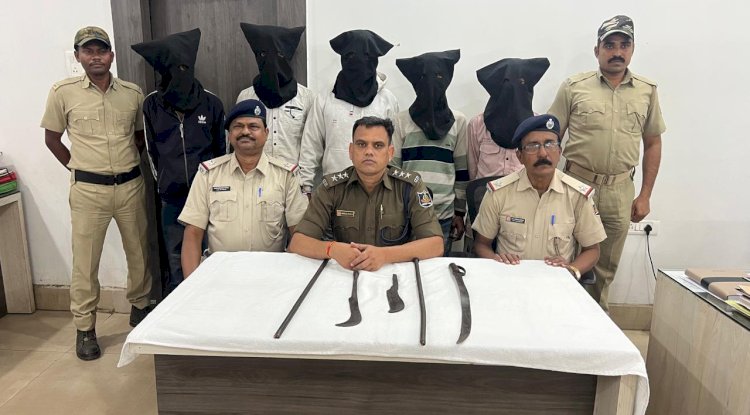 डकैती की योजना बनाते पांच गिरफ्तार टल गई वारदात