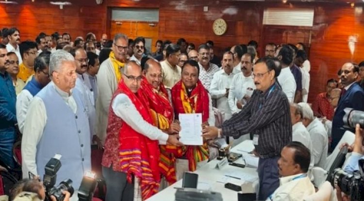 चार सीटों के लिये पांच उम्मीदवारों का नामांकन 