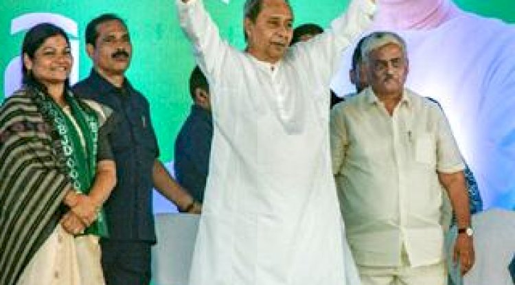 ओडिशा में दरकता बीजद का किला