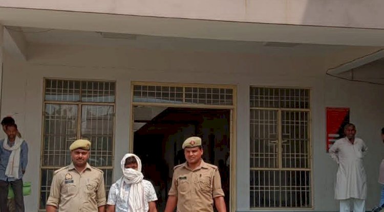 अपहृता को बहला फुसलाकर भगाने में सहयोग करने वाला एक वांछित अभियुक्त गिरफ्तार