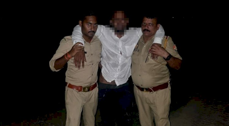 पुलिस की जबाबी कार्यवाही में गौतस्कर को लगी गोली