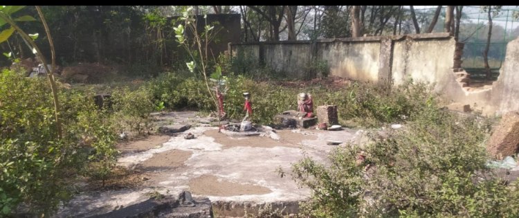 प्राचीन शिवलिंग की शुध लेनेवाला कोई नही