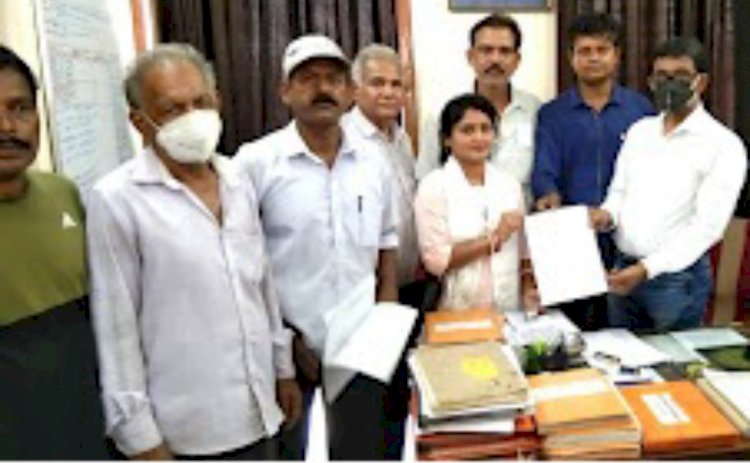 यात्री ट्रेन पहले जैसे चलाने की मांग