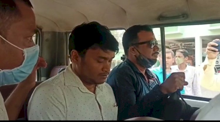 50 हजार की रिश्वत लेते कनिय अभियंता गिरफ्तार 