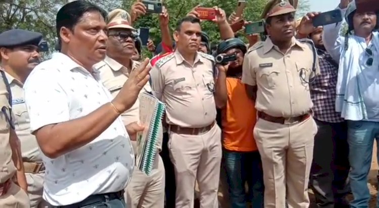 भूमी अधिग्रहण का पुरजोर बिरोध 
