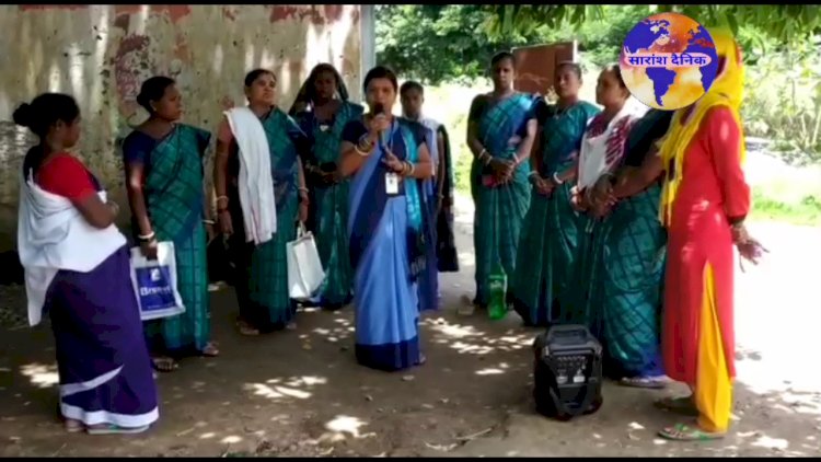 आशाकर्मीयो एवं महिला समूहो द्वारा  लोगो को निरोगी वातावरण देने का प्रयास 
