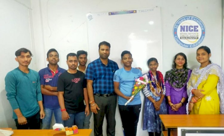 तालचेर के नाइस संस्थान के छात्र ओमप्रकाश के लिए बधाई समारोह 
