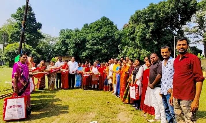 छठ ब्रतियो की सेवा के लिए आगे आ रहे हैं सामाजिक एवं राजनैतिक संगठन 