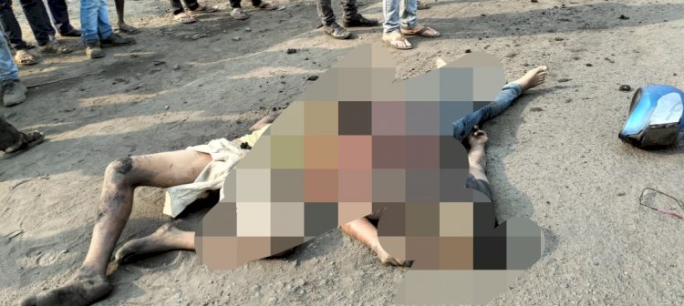 भीषण सड़क हादसे में दो लोगों की दर्दनाक मौत 