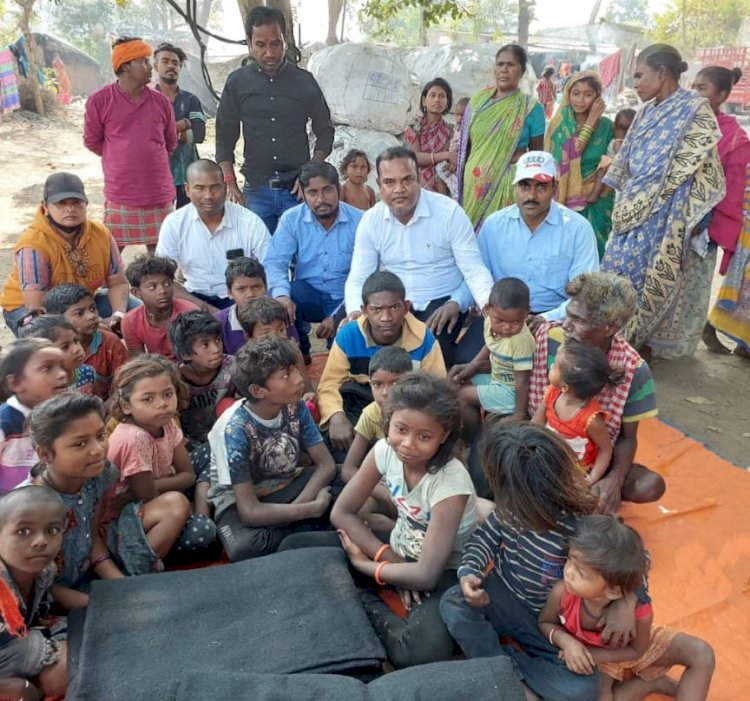 गिरीश साहू गरीब और असहाय लोगों के लिए फरिश्ता बन गए हैं