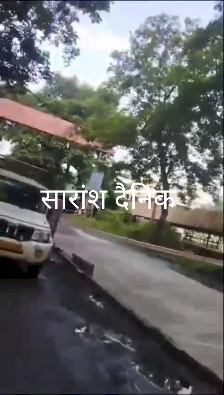 दवाब में आकर डालमियां सीमेन्ट ने आरम्भ किया सड़क मरम्मत कार्य 