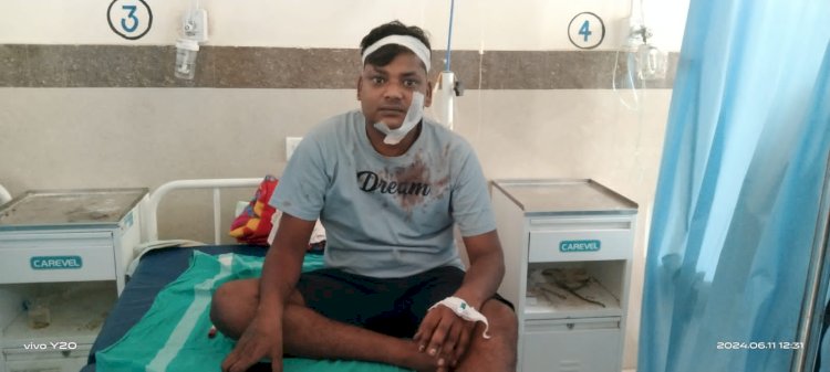 सच दिखाने पर पत्रकार पर जानलेवा हमला 