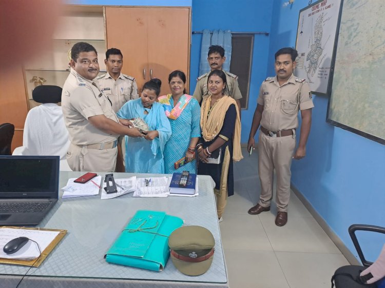 बिसरा पुलिस ने ढूँढ निकाला लूटे गए मोबाइल और रुपये 