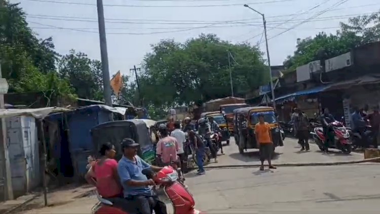 जिले में बंद का मिलाजुला असर रहा 