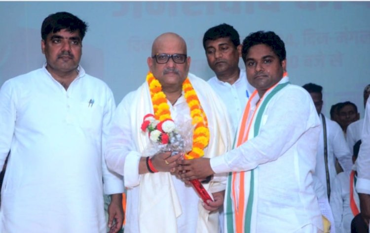 कांग्रेस के हुए डाक्टर आलोक रंजन 