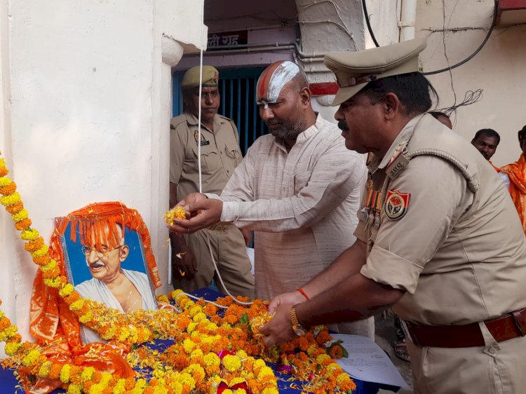 धूमधाम से मनी गाँधी जयंती 