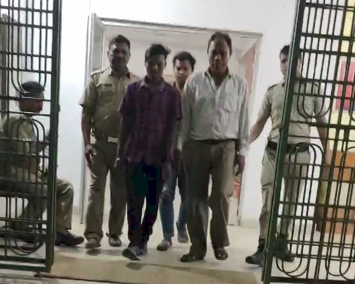 अवैध बालू ढुलाई पर पुलिस की कडी़ कार्यवाही 