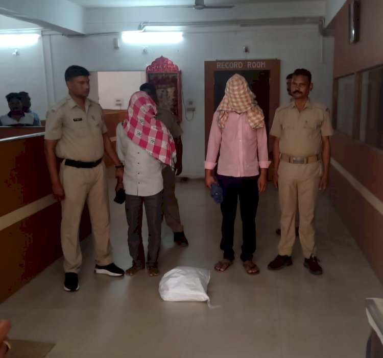 बिसरा पुलिस ने वाहन जांच के दौरान 43 किलो से ज्यादा गांजा जब्त किया