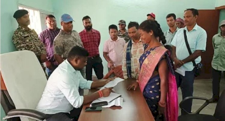 आनंदपुर में मासिक समीक्षा बैठक व जनता दरबार का आयोजन