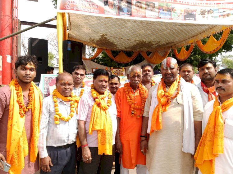 श्रीराम जन्मभूमी द्वार संख्या 3 में भव्य भंडारे का आयोजन 