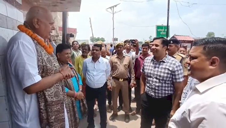 मंत्री सूर्य प्रताप साही ने अयोध्या में श्रावण माह की व्यवस्था का जायका लिया 