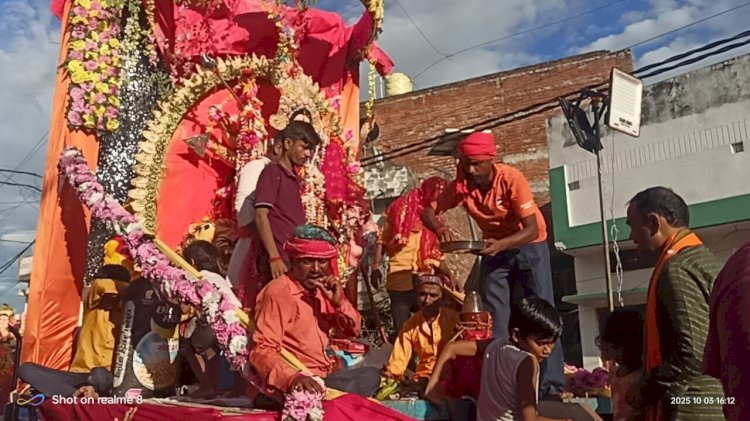 डीजे की धुन और आरती की थाली के साथ माता रानी की हुई विदाई 