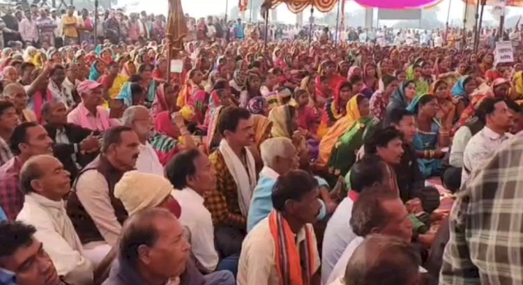 जनसुनवाई के दौरान हुई अमानवीय घटना की 14 गांवों के ग्रामीणों ने की कड़ी निंदा