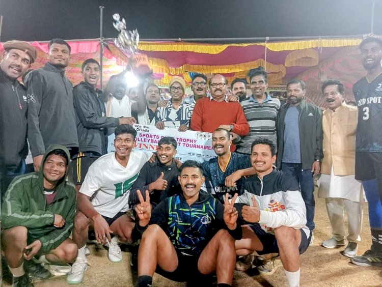 कुतरा क्लब ने वालीबॉल ट्राफी जीती