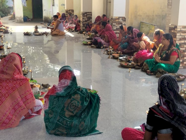 महिलाओं ने सुदशा व्रत रखा